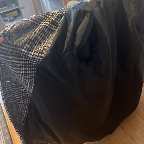 Plaid jacket size 6 - Picture 5 of 5